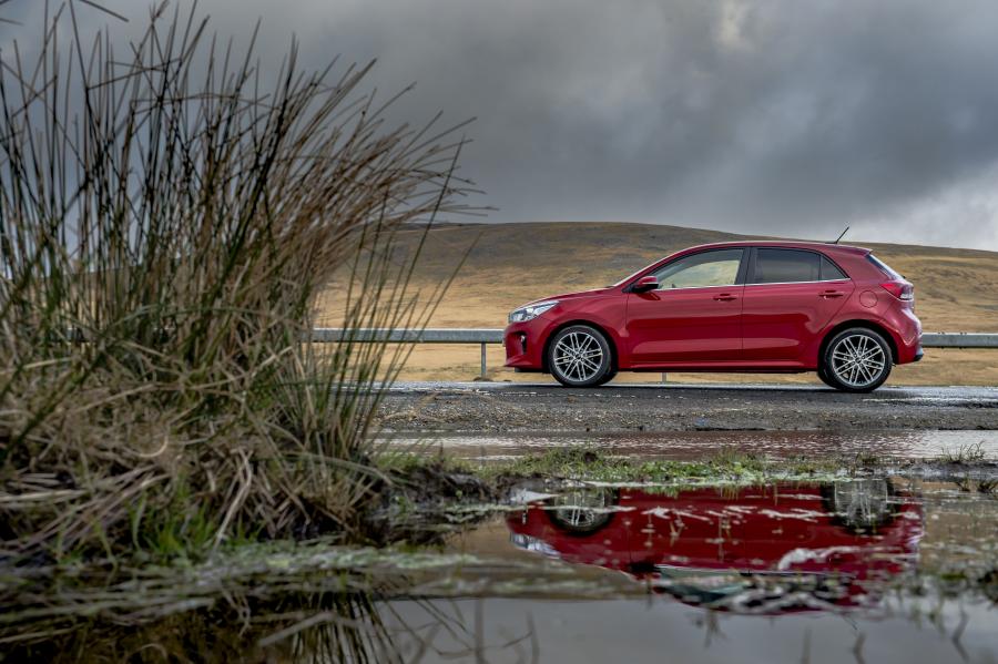  Kia Rio First Edition 2017 года  (UK) (фото 8 из 70)